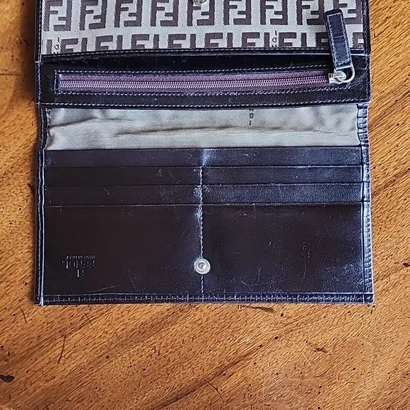 Vintage Fendi Brown & Beige Zucchino Canvas & Leather Continental Wallet - Picture 15 of 17